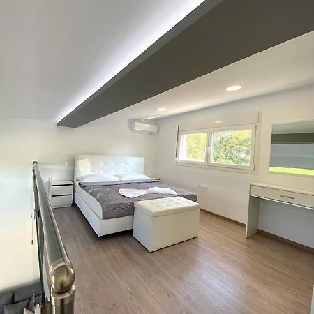 Il-Holidays Paralia Luaran gambar